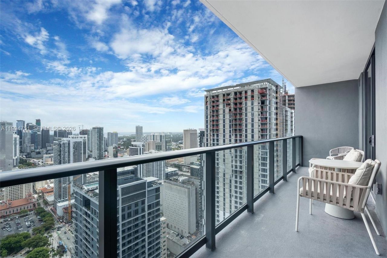 159 NE 6, Unit 4508, Miami, FL 33132 Photo