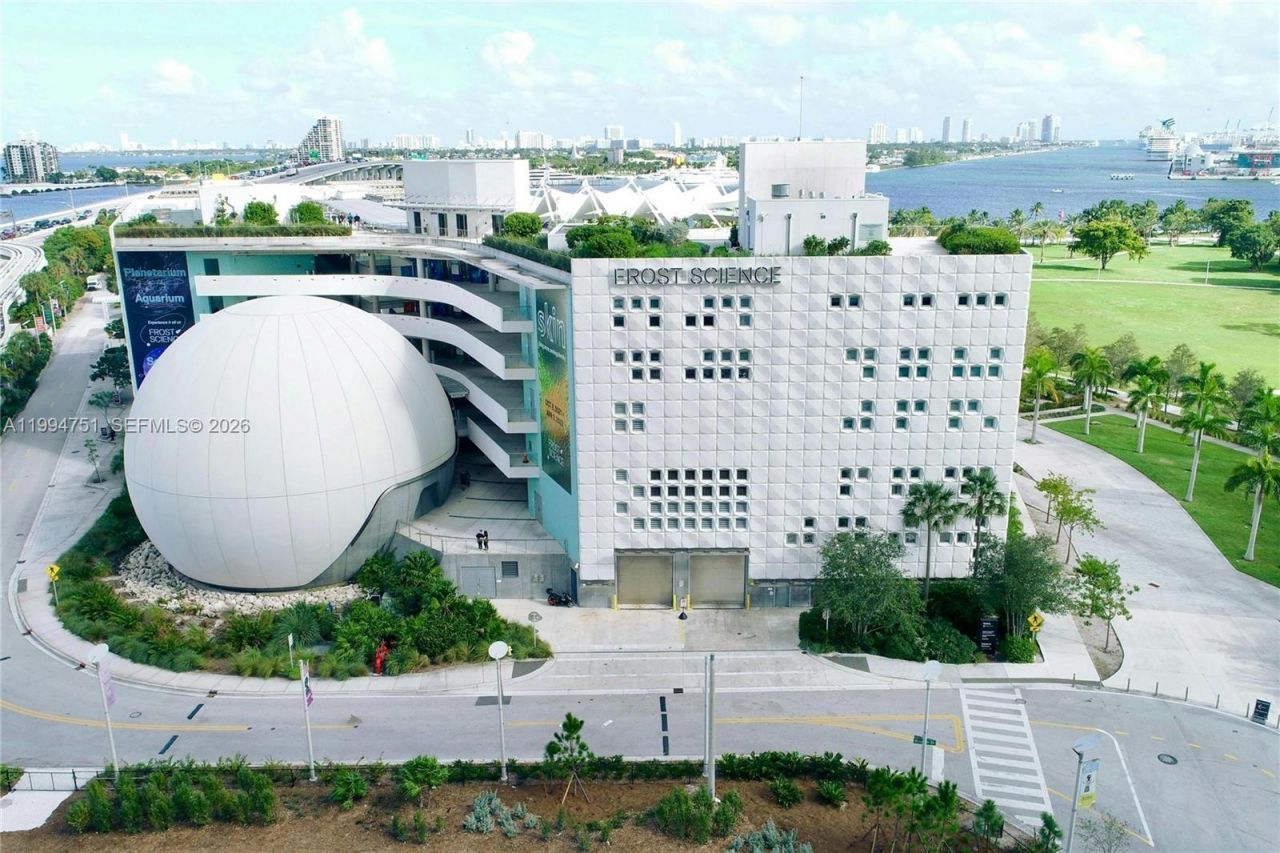 159 NE 6, Unit 4508, Miami, FL 33132 Photo