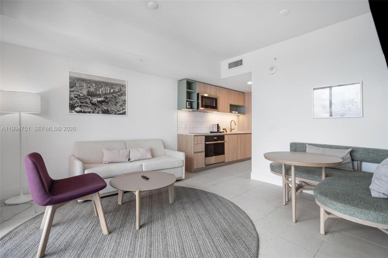 159 NE 6, Unit 4508, Miami, FL 33132 Photo