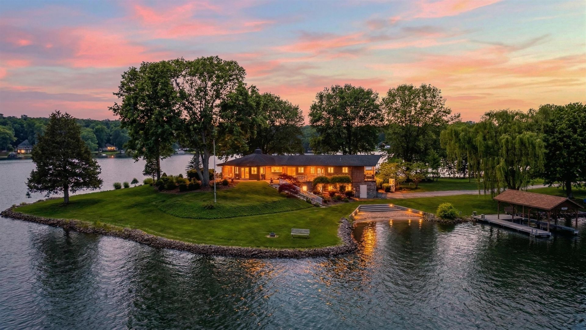 1743 N Lakeshore Dr, Louisa, VA 23093 Main Photo