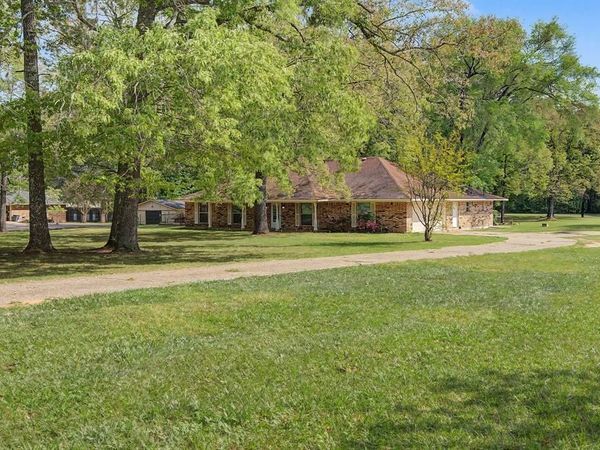 8849 Shirley Francis Road , Shreveport, LA 71129