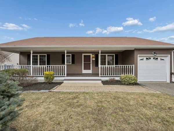 9 Bryant Lane, Northborough, MA 01532