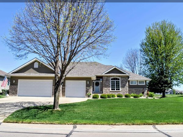 479 E Sawgrass Trail, Dakota Dunes, SD 57049