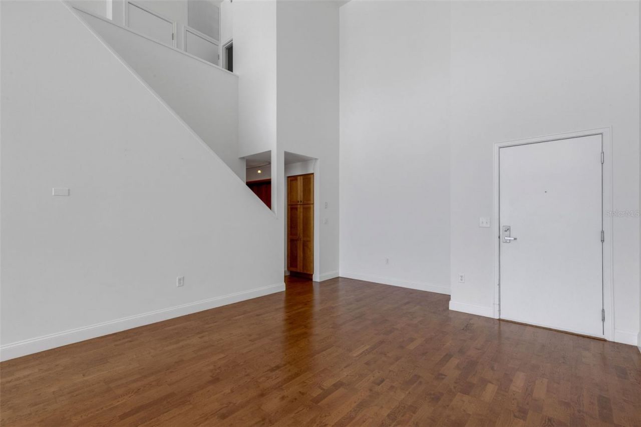 1990 Main Street , Unit 4, Sarasota, FL 34236 Photo