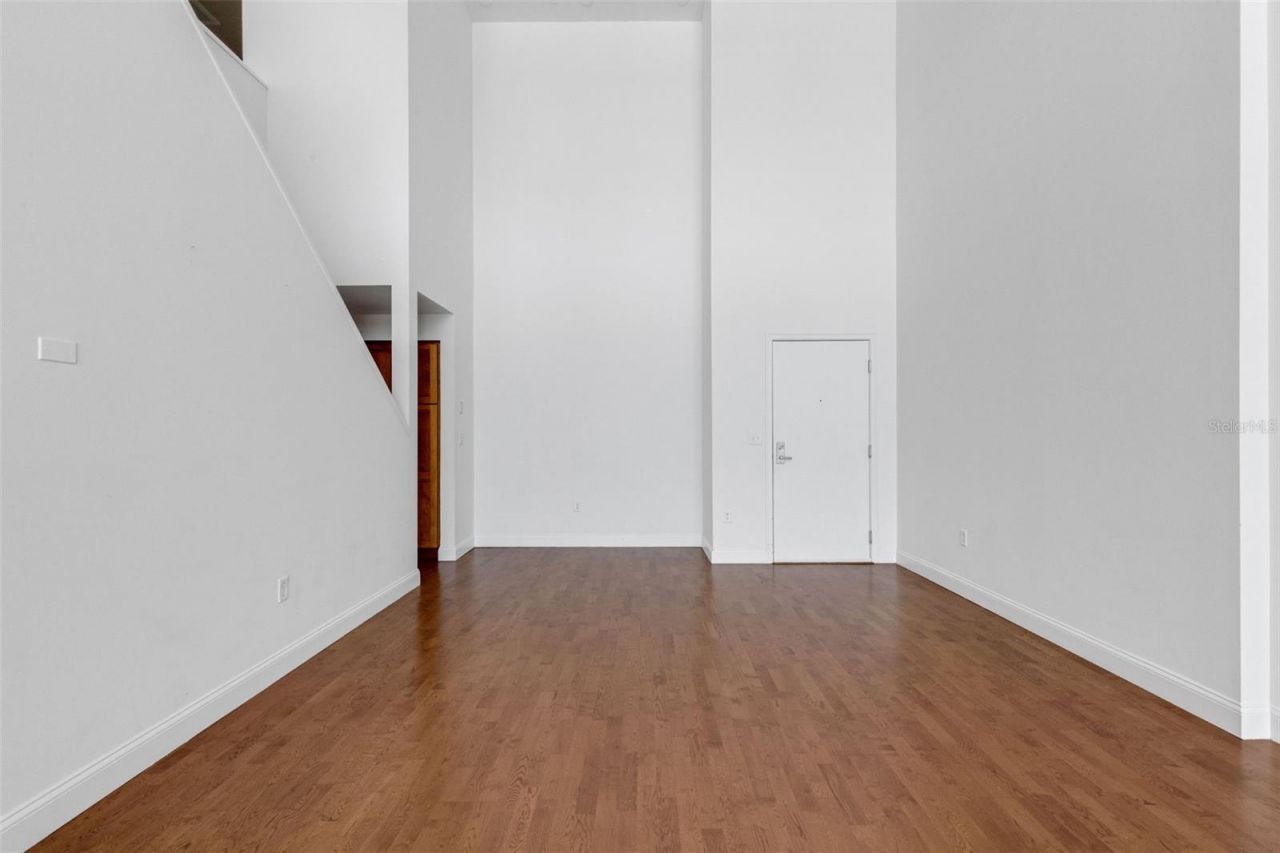 1990 Main Street , Unit 4, Sarasota, FL 34236 Photo