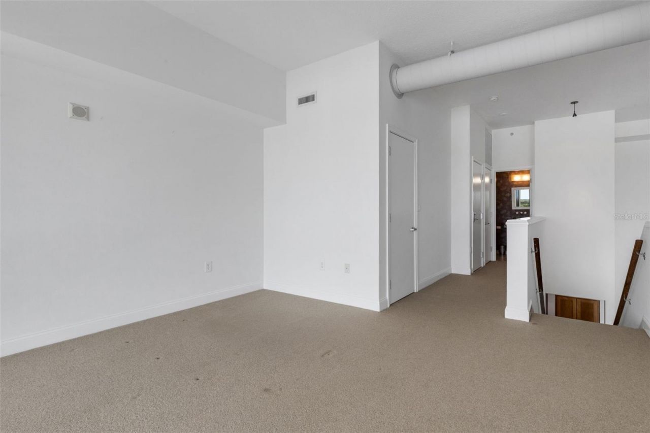 1990 Main Street , Unit 4, Sarasota, FL 34236 Photo