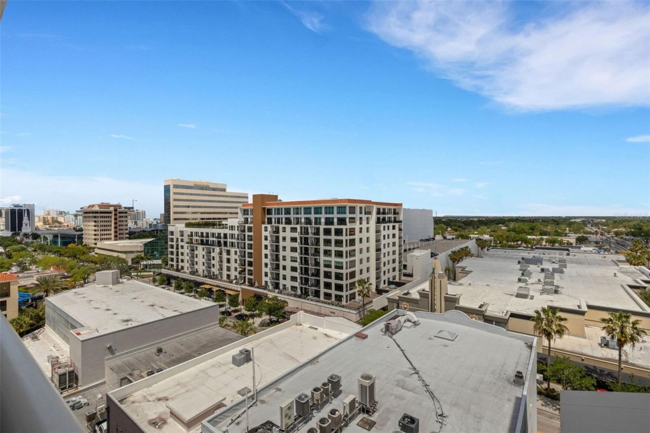 1990 Main Street , Unit 4, Sarasota, FL 34236 Photo