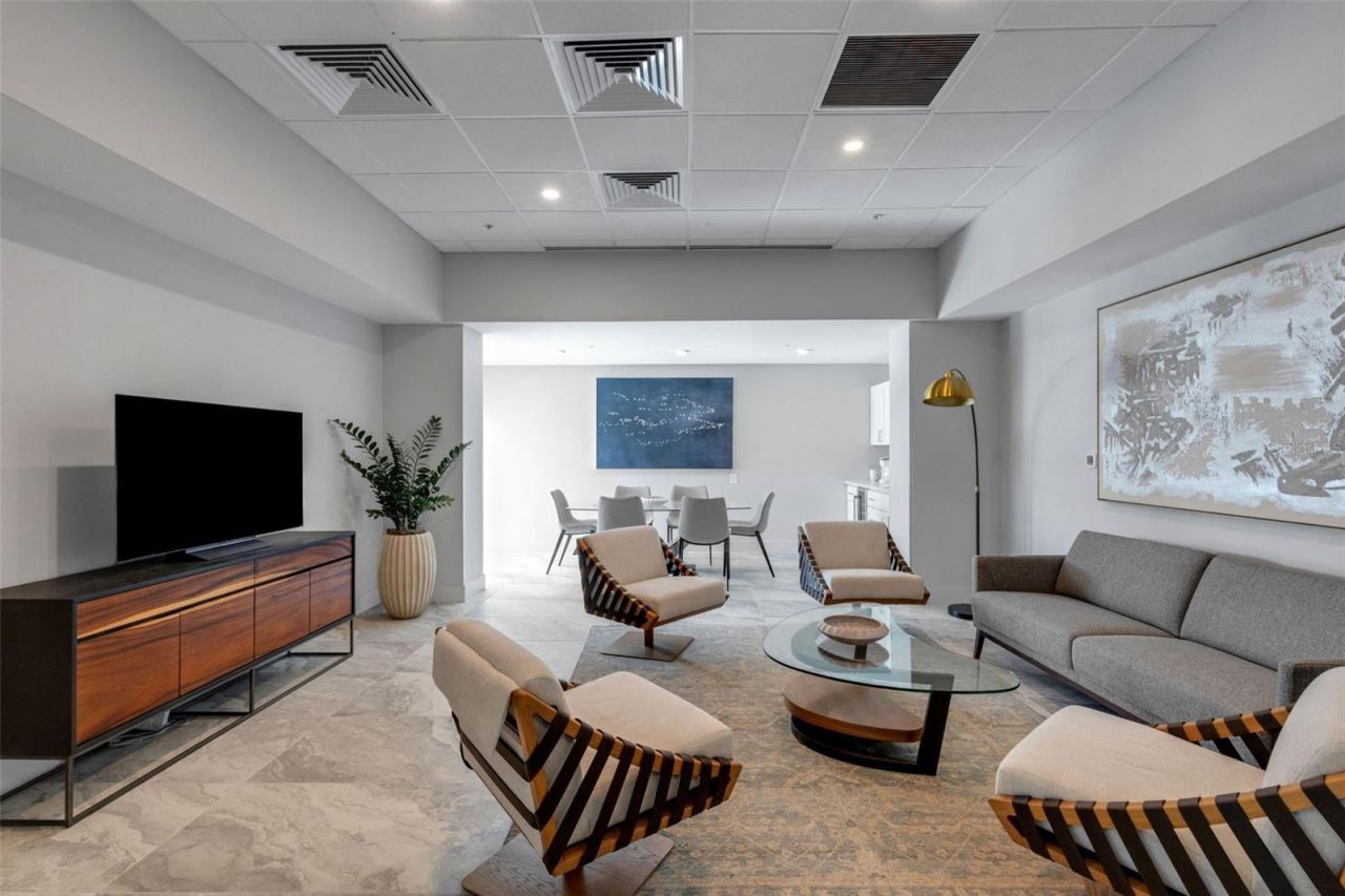 1990 Main Street , Unit 4, Sarasota, FL 34236 Photo