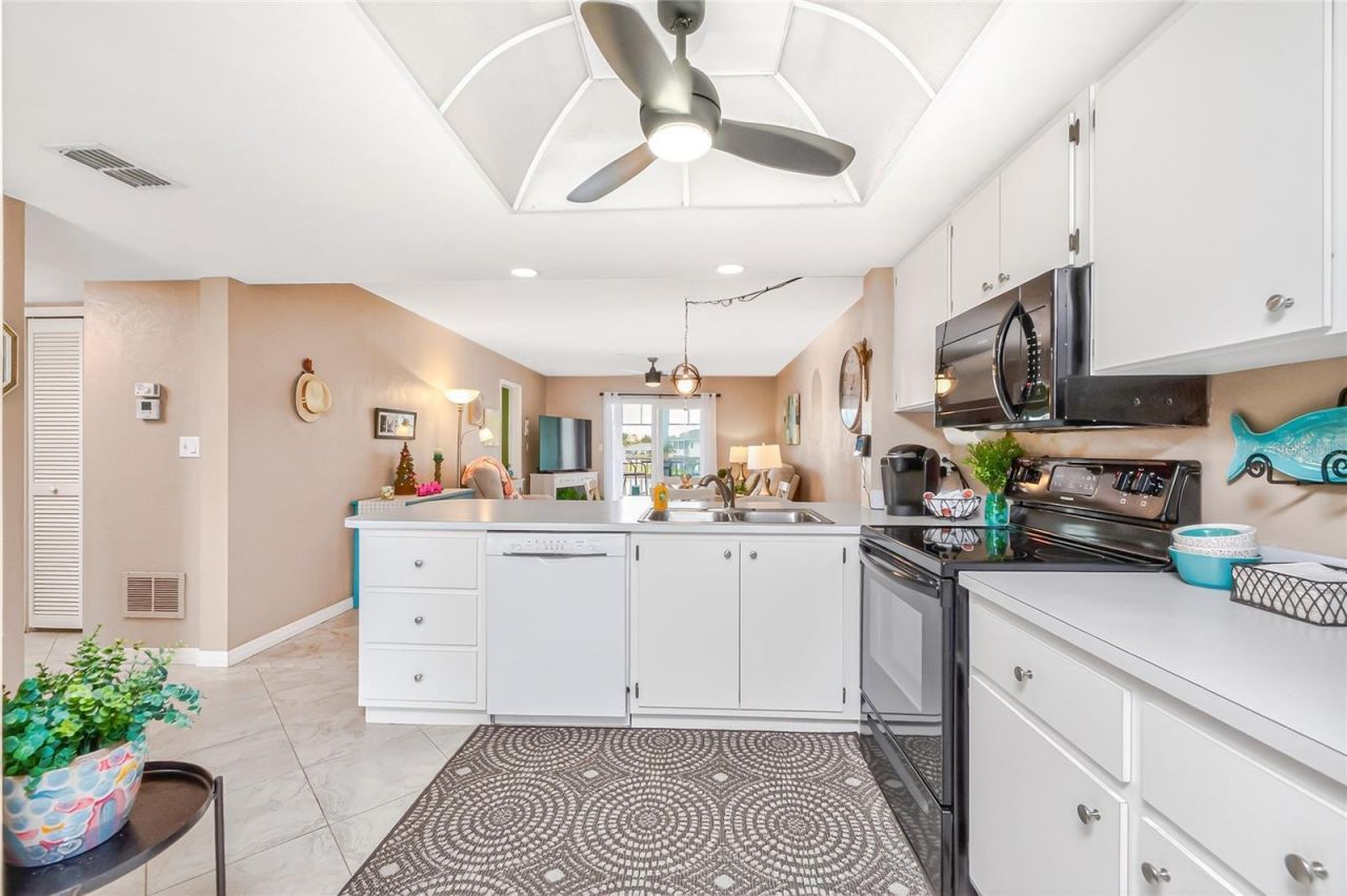 12274 SW Egret Circle, Unit 2805, Lake Suzy, FL 34269 Photo