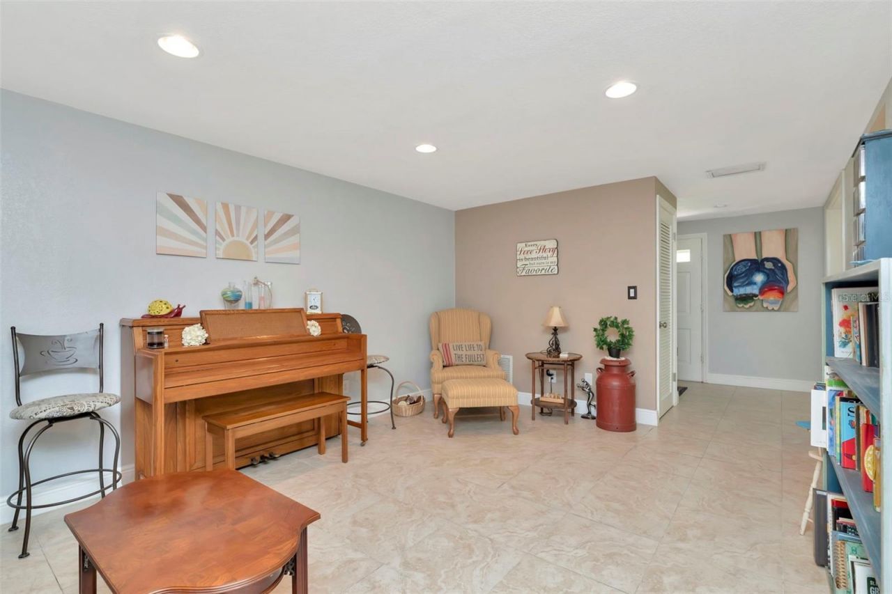 4830 3rd Avenue N, Saint Petersburg, FL 33713 Photo