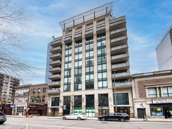 744 N Clark Street, Unit 704, Chicago, IL 60654