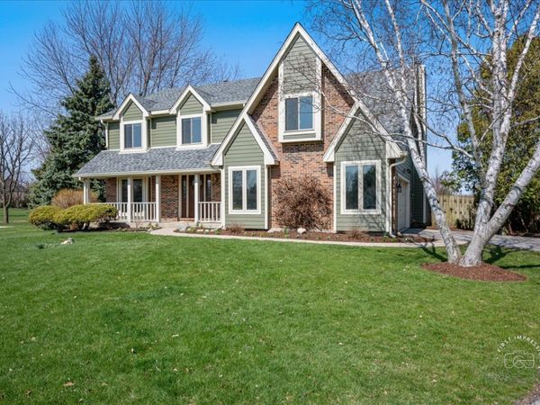 2S904 Heritage Glen Court , Batavia, IL 60510