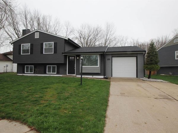 1820 Woodland Drive, Elkhart, IN 46514