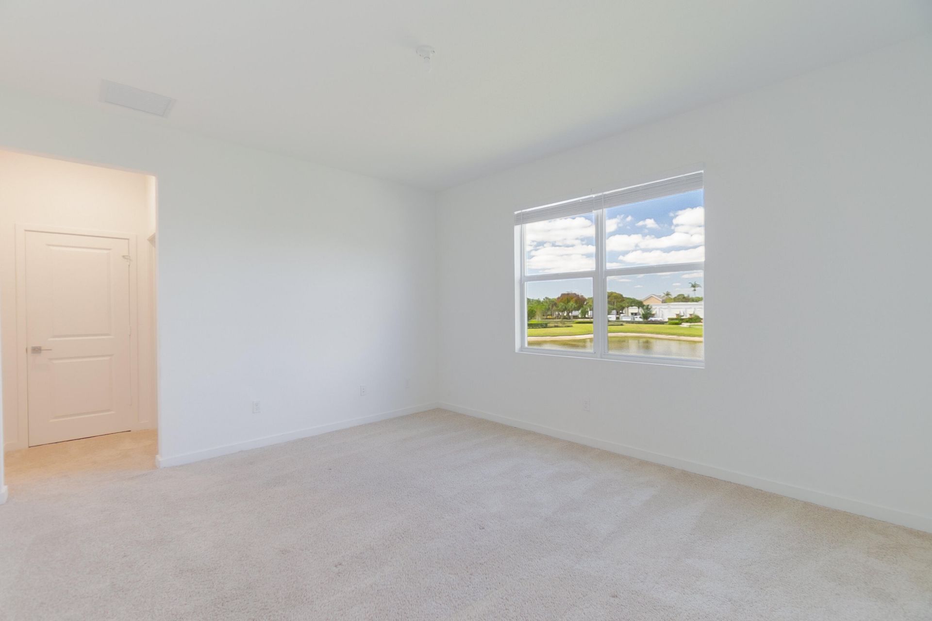 8618 Via Mar, Lake Worth, FL 33467 Photo