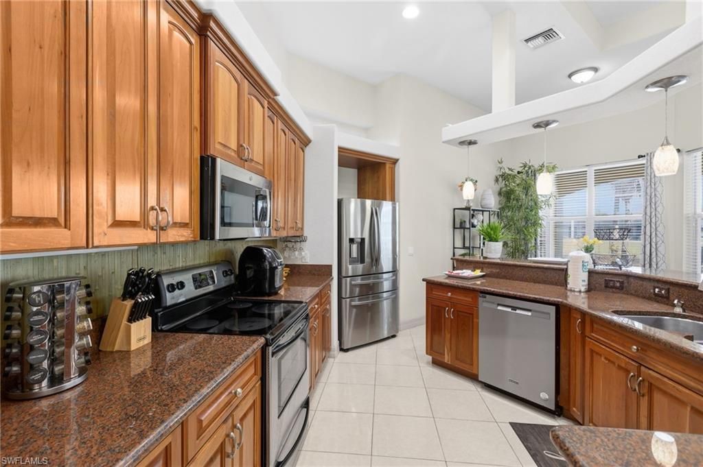 2501 SE 19th Pl, Cape Coral, FL 33904 Photo