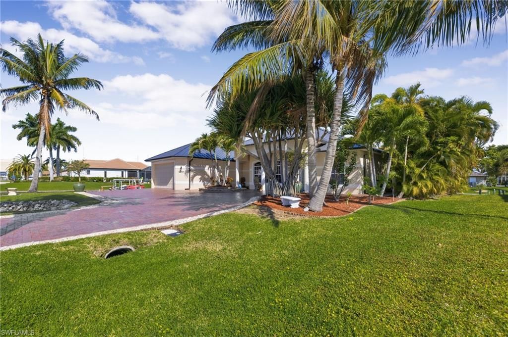 2501 SE 19th Pl, Cape Coral, FL 33904 Photo