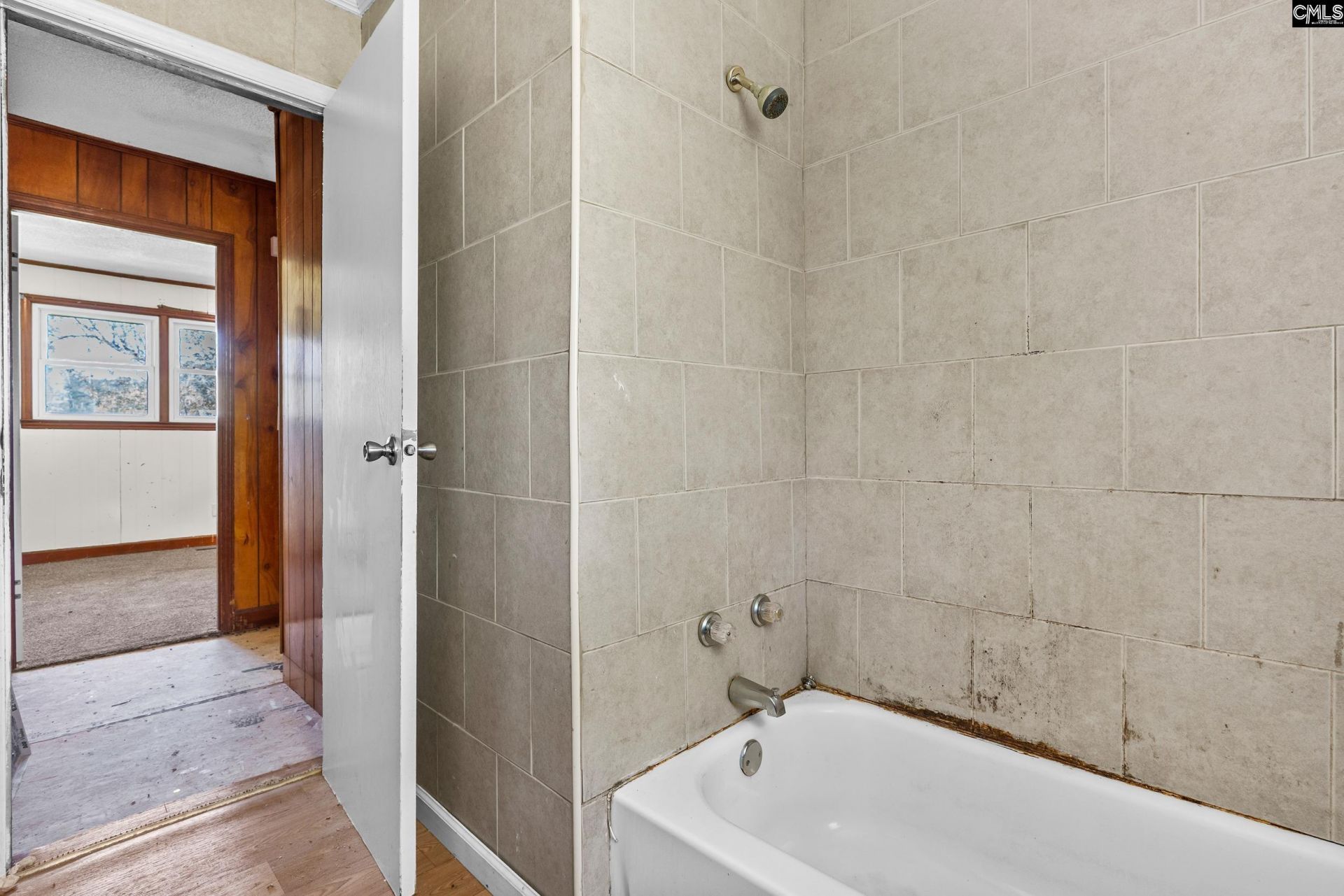 1006 Plowden Mill Road Photo 10