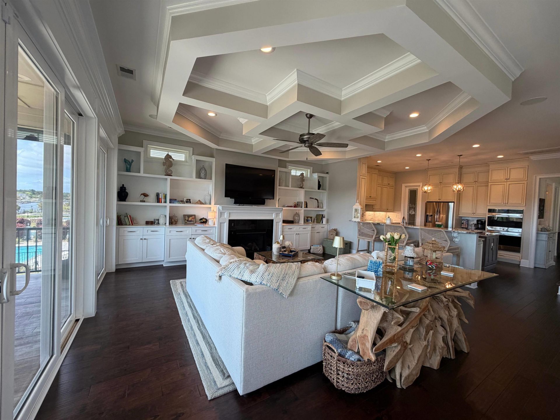 332 West Palms Dr.  Photo 10