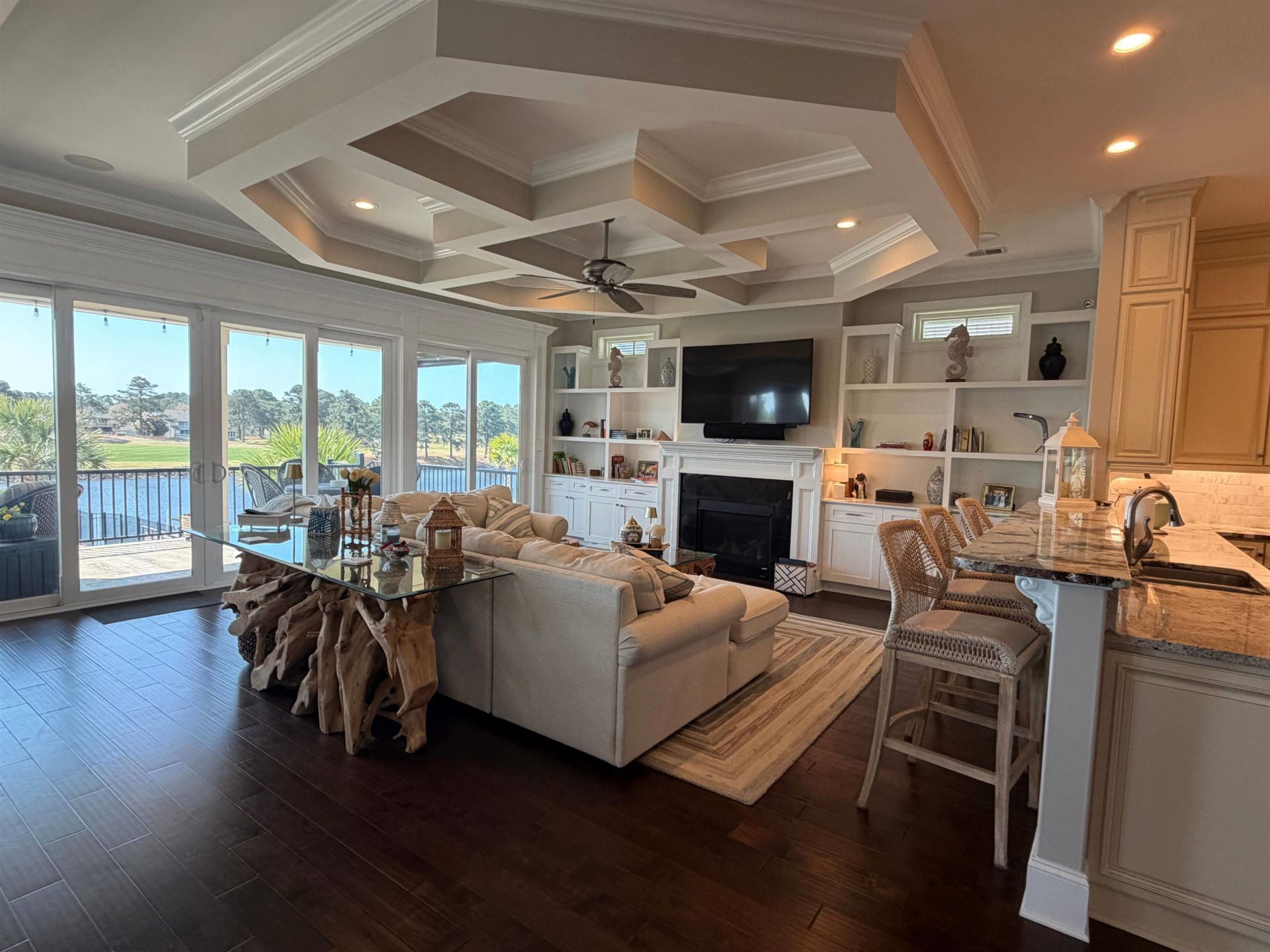 332 West Palms Dr.  Photo 11