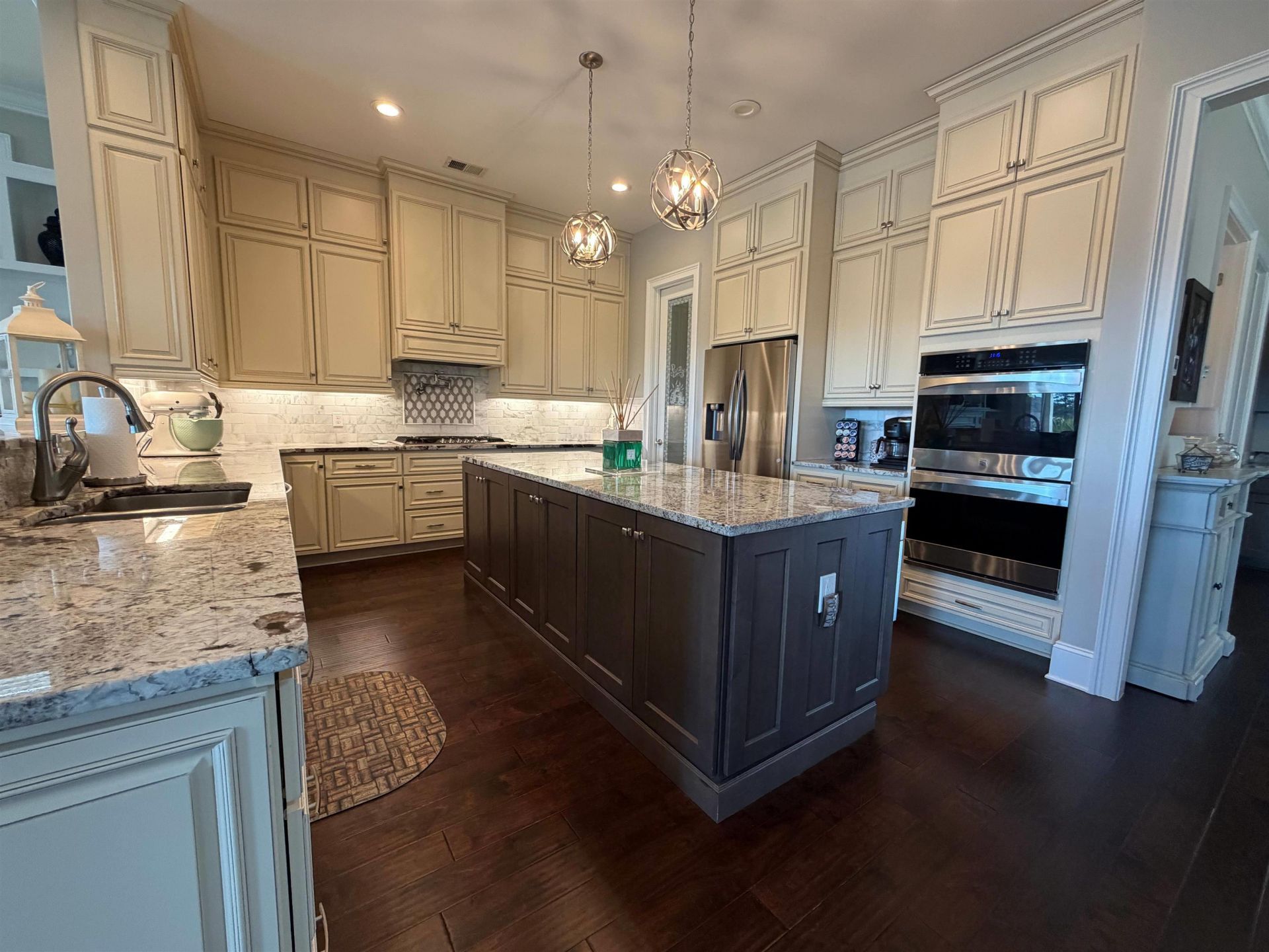 332 West Palms Dr.  Photo 17