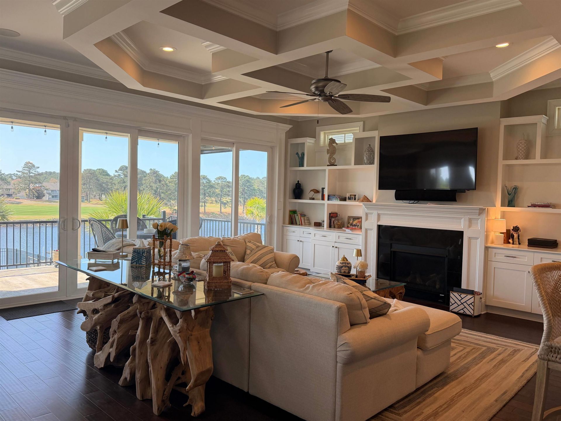 332 West Palms Dr.  Photo 8