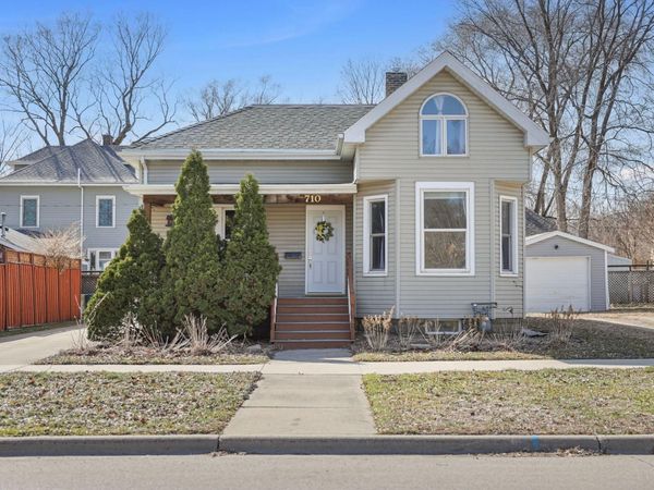 710 1st Avenue NW, Faribault, MN 55021