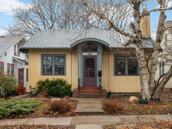 185 Exeter Place, Saint Paul, MN 55104