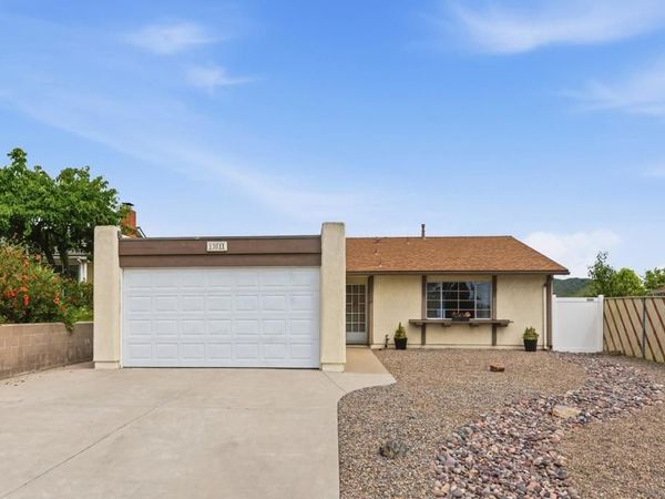 13011 Avenida Grande, San Diego, CA 92129