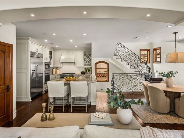 604 Marigold Avenue, Unit B, Corona Del Mar, CA 92625