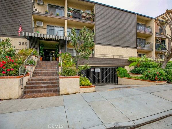 365 Burchett Street, Unit 217, Glendale, CA 91203