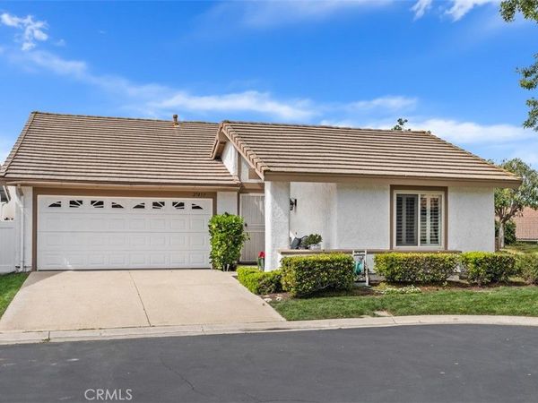 27857 Espinoza, Mission Viejo, CA 92692