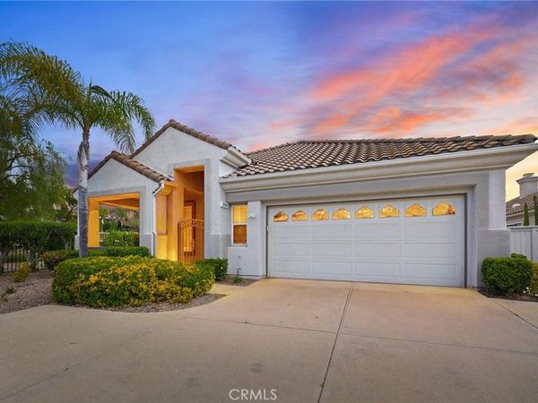 39996 Via Tiama, Murrieta, CA 92562