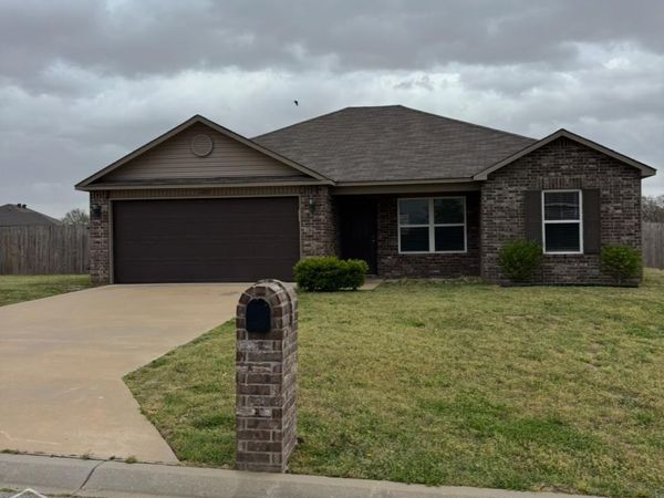 100 Clark, Brookland, AR 72417