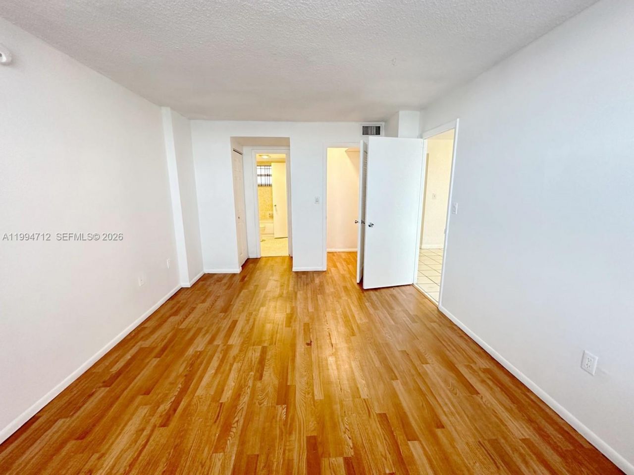 15600 NW 7th Ave , Unit 606, Miami, FL 33169 Photo