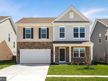 118 CLERKENWELL DRIVE, STEPHENS CITY, VA 22655