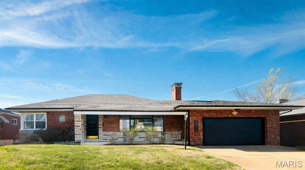 5578 Lindenwood Avenue , Saint Louis, MO 63109 Main Photo