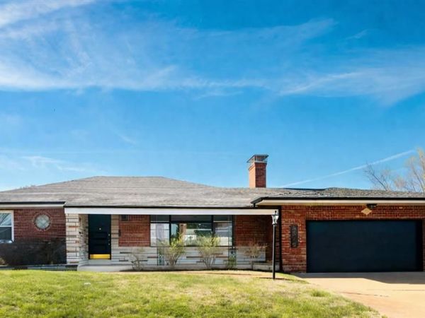 5578 Lindenwood Avenue , St Louis, MO 63109