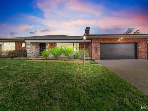 5578 Lindenwood Avenue, St Louis, MO 63109