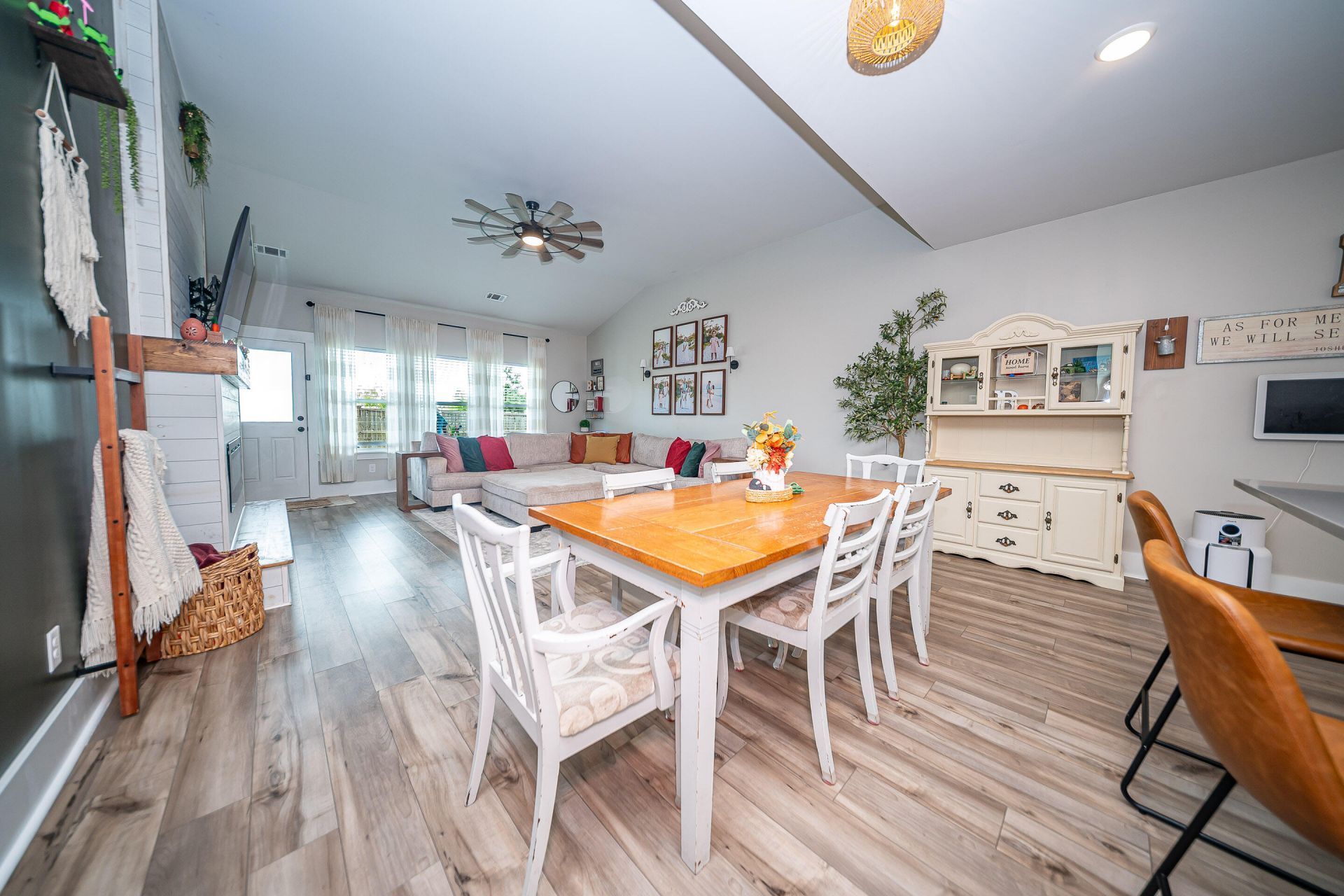 5008 Cedar Brush Court Photo 17