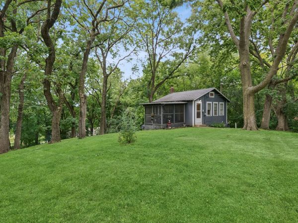 38554 N Lincoln Avenue , Spring Grove, IL 60081