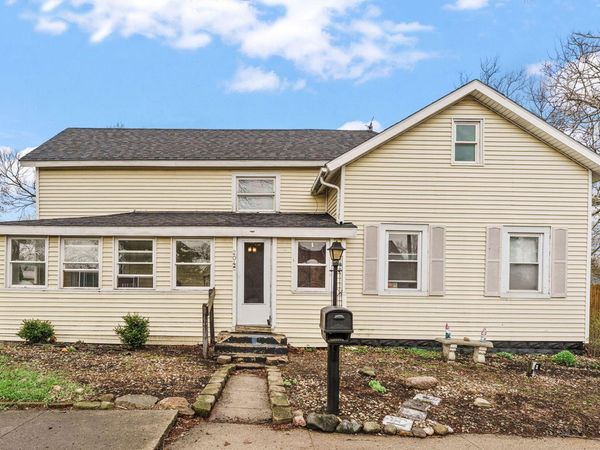 204 S 1st Street, Kentland, IN 47951