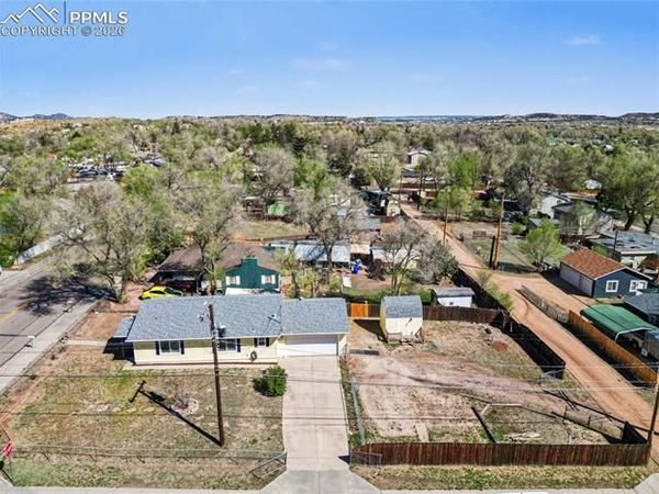 2205 N Chestnut Street, Colorado Springs, CO 80907