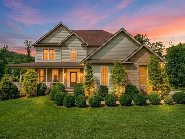 206 Van Tassel Court, Morgantown, WV 26508