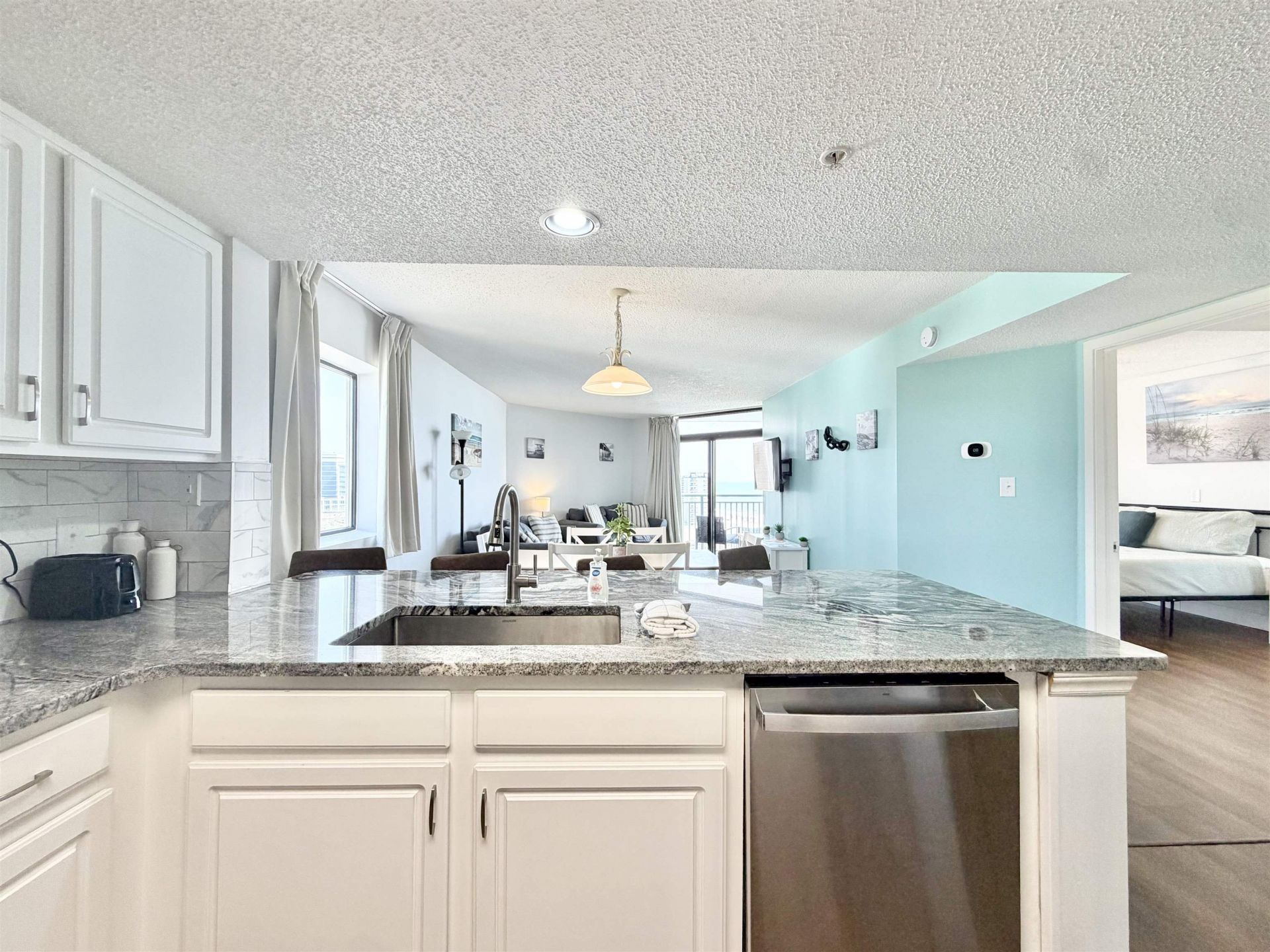 205 74th Ave. N Photo 4