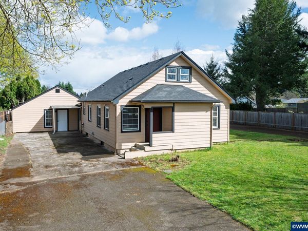 1520 N Maple St, Canby, OR 97013