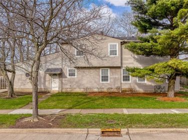 1653 Southbend Drive, Rocky River, OH 44116
