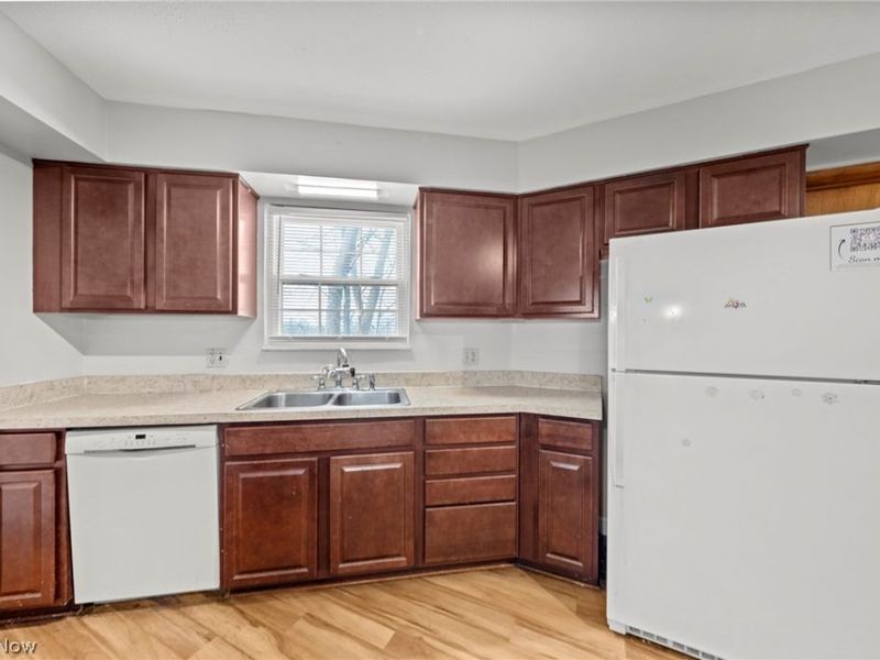 1653 Southbend Drive, Rocky River, OH 44116 Photo 13