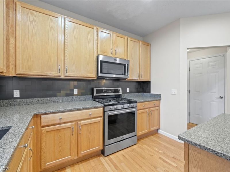 159 Stone Ridge Way, Berea, OH 44017 Photo 15