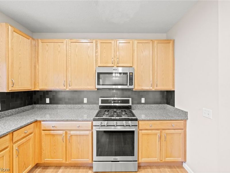 159 Stone Ridge Way, Berea, OH 44017 Photo 19