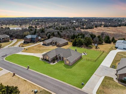 1487 Bridge Street Edmond, OK 73025